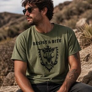 Sabaton Resist & Bite Band T-Shirt Mens Large Olive Green Graphic Tee Gildan